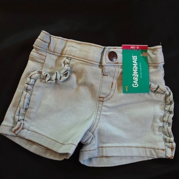 GARANIMALS Denim Shorts Ruffled Pale Blue  NWT size NB - 3 Mos - Picture 1 of 4
